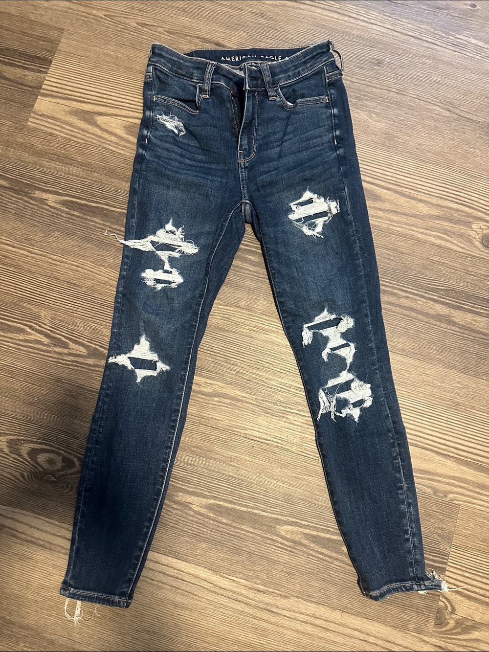 American Eagle Outfitters Dark Wash Ripped Skinny Jeans